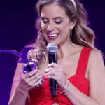 Alison Mandel Instagram – Bueno 😌 hace tiempo que quería subir estas fotos 🥹💖⭐️ y que nadie nunca te diga que no puedes lograr lo que quieres. Vamos por cosas hermosas 🤩🌟 
Gracias siempre a la vida que me quiere tanto y a ustedes 🌺🩷🥰 por estar acá.