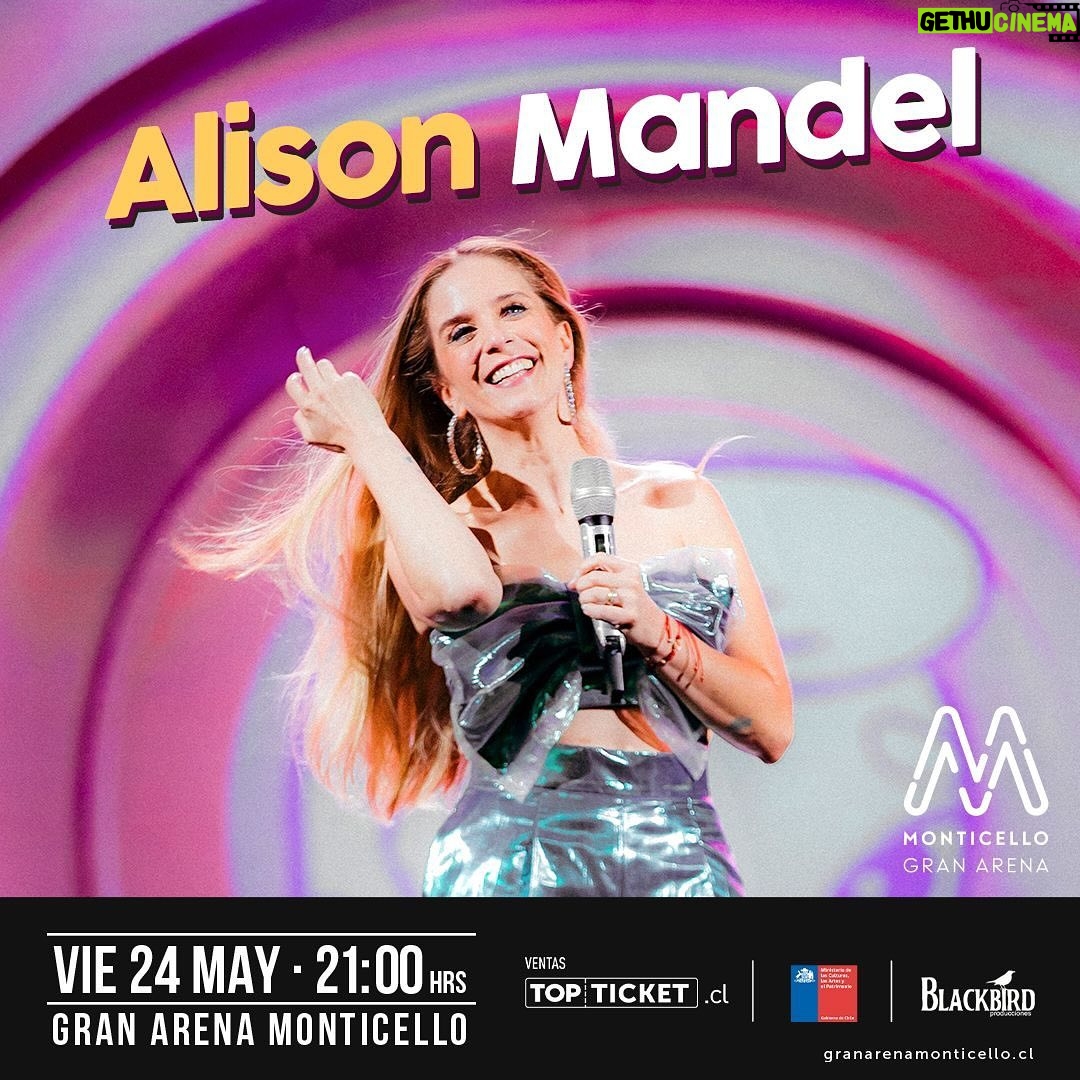Alison Mandel Instagram - Nos vemos el pr贸ximo Viernes 24 de Mayo 馃挄馃┑ en @granarenamonticello Entradas a la venta por @topticketchile PD: Me estaba acomodando el pelo en la foto no levantando el dedo 馃ス