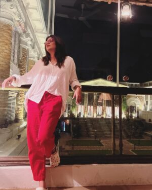 Alivia Sarkar Instagram - Drapped in oversized shirts, ruling the palace halls with effortless swagger. Queens don’t just wear crowns, they wear style. 

👑 #SavageRoyalty