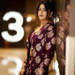 Alivia Sarkar Instagram – My two beautiful diva in one frame
@mukhopadhyayrupsha @reel2alivia
Wearing: @sampurna_dey_100
#instafashion #instamood #instastyle #dailylook #dailyinspiration #dailyinspiration #dailypost #updates #ınstagood #instamood #instaupload #styling #reachyourgoals