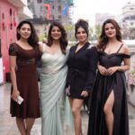 Alivia Sarkar Instagram - মুক্তি পেল পরিচালক সুমন মৈত্র নতুন ছবি আবার অরণ্যে দিনরাত্রির পোস্টার ও ট্রেলার। অভিনয়ে পায়েল সরকার, রূপসা মুখার্জী, অলিভিয়া সরকার ও যুক্তা রক্ষিত।