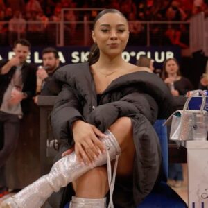 Alix Lapri Instagram - Actress Alix Lapri sitting courtside in her hometown 🤩 #ULTRACourtside