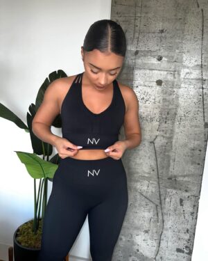 Alix Lapri Instagram - thickish in my @thebodynv 🤪