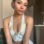 Alix Lapri Instagram – errands ✅ gym ✅ 

In my @thebodynv metallic snake set