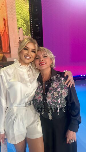Alketa Vejsiu Instagram - O @rita_lati_  na kenaqe 🫶 
Te te qeshe zemra gjithmone sic na ke dhuruar ne  te gjitheve aq shume buzeqeshje. Faleminderit qe ishe me ne @nekurthinepiterpan_tvklan