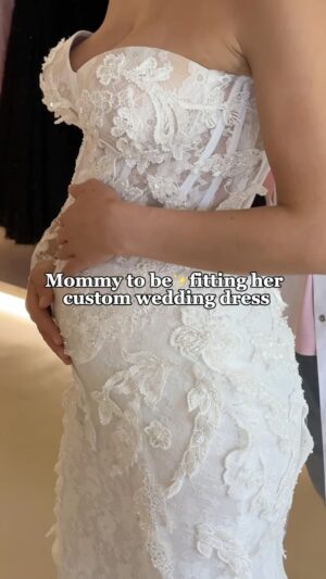 Alketa Vejsiu Instagram - Fustanet e nuserise custom made me porosi tek @class_by_alketavejsiu_ 

She wants a dress to show of her baby bump 🤍

📲 355 69 700 8441

•𝙲𝚕𝚊𝚜𝚜 𝙰𝚝𝚎𝚕𝚒𝚎𝚛• 

#classatelier #classbyav #eveningdress #promdress #partydress #eveninggown #ballgown #cocktaildress #handmadedress
