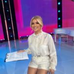 Alketa Vejsiu Instagram - @nekurthinepiterpan_tvklan Cdo te hene ora 20.00 Cdo te premte ora 21.00 Live ne @rtvklan Hair & Make Up; @class_hair_makeup