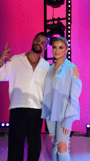 Alketa Vejsiu Instagram - @lumbardhsalihu dje @nekurthinepiterpan_tvklan Fituesi i @bigbrothervipkosova ne pergjigjet me te sinqerta per jeten e tij ne Vjene e Zurich, per studimet ne Ekonomi/Biznes Nderkombetar, masterin ne Burime Njerezore, Deshiren per te aktruar, cmimin e madh prej 140.000 euro qe do ti investoje ne Shqiperi e Kosove, dhe historine e dashurise me @kaderkicaj_  U kenaqem dje💖
