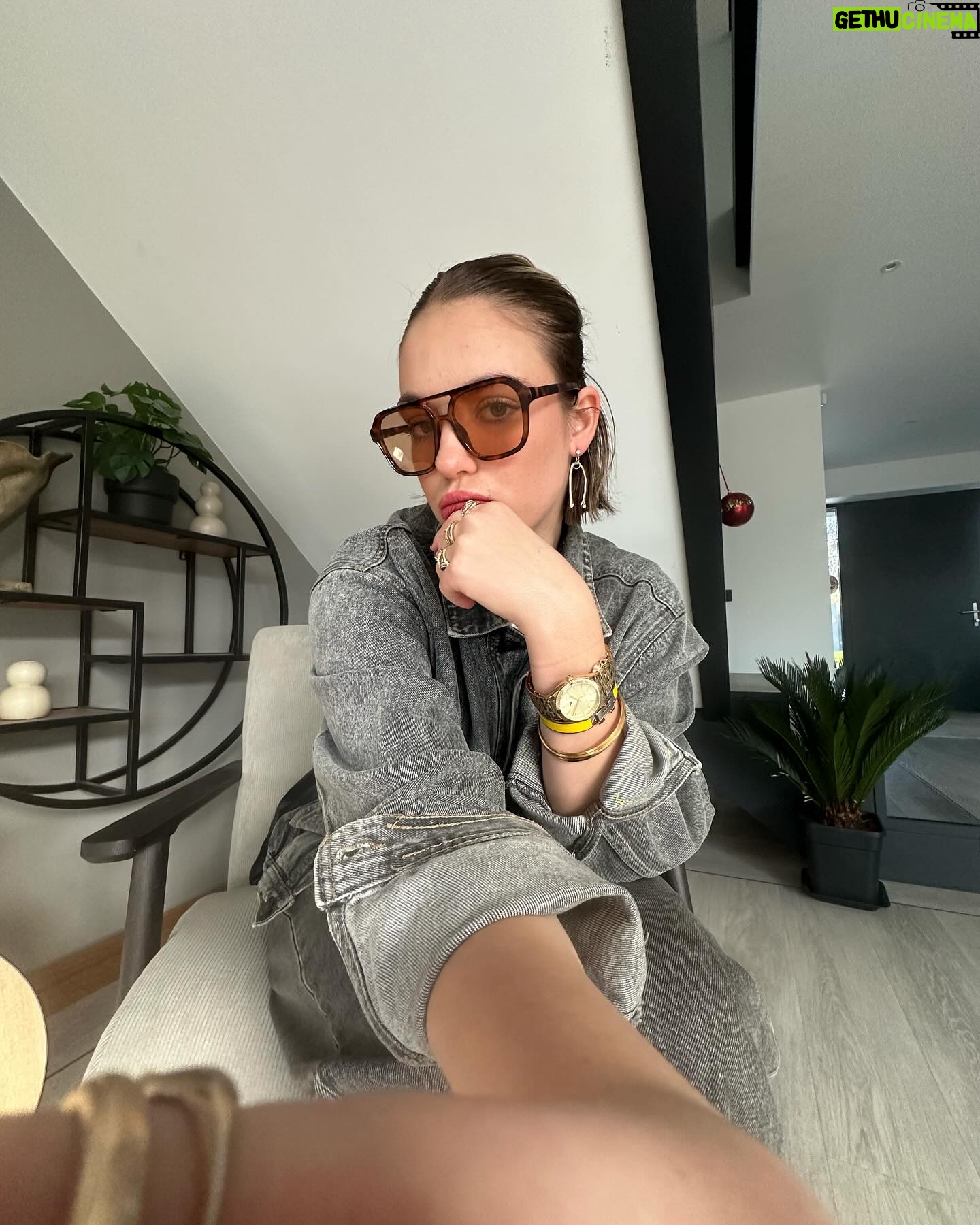 Allie Sherlock Instagram - What’s your favorite movie?