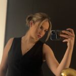 Allie Sherlock Instagram – Live love laugh music