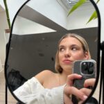 Allie Sherlock Instagram – Autumn is hereeee my fav season, what is your fav season 

#autumn #fall #season #love #selfie #mirrorpic