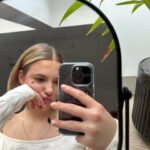 Allie Sherlock Instagram – Autumn is hereeee my fav season, what is your fav season 

#autumn #fall #season #love #selfie #mirrorpic