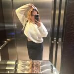 Allie Sherlock Instagram – Collecting moments not things 

#mirrorpic #love #insta #life