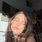 Allie Sherlock Instagram - When we fall asleep where do we go 🥰