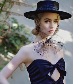 Allison Harvard Instagram - 🦇👒