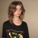Allison Harvard Instagram - Only 18 years ago 💀 I miss that shirt.
