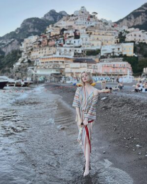 Allison Harvard Instagram - 💋