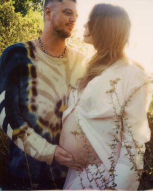 Allison Harvard Instagram - We have some exciting news to share… we’re having a baby!! Coming this Feb/March, our little man will be making his Earth debut. We couldn’t be more excited to make a person together and add to our family. We can’t wait to meet him! There’s a lot of love waiting here for you. ❤️
