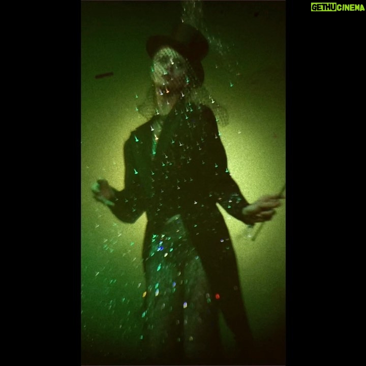 Allison Harvard - 27.2K Likes - Time Is A Delusion: Sparkle ✨ the first piece of my series with @franzszony
