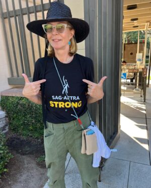 Allison Janney Instagram - Ran into some great old friends on the picket line today. I get very emotional picketing…seeing everyone show up and realizing how important this moment in time is for Sag/Aftra and the WGA! Stay Strong💪🏼💙@mimikennedyla @realbethhall #eddiegorodetsky