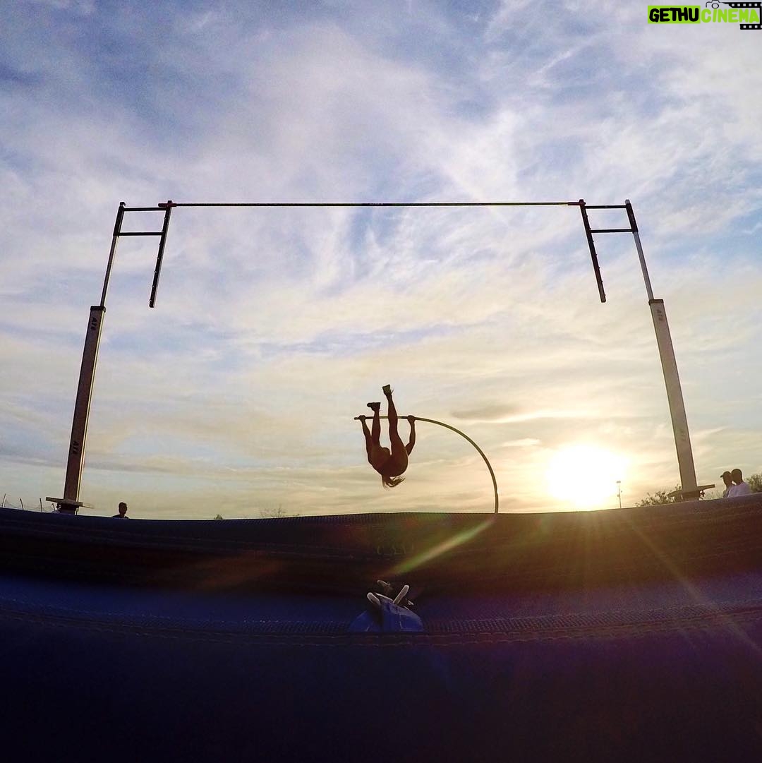 Allison Stokke Instagram - Sunset vaulting @altisworld @gopro #gopro #goprogirl