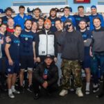 Allj Instagram - С днем рождения @hc_sibir 5:1 пацаны, спасибо за прием Рад был так вернуться домой большая любовь 🏒❄️💙🫂 Фулл выступление ищите на YouTube