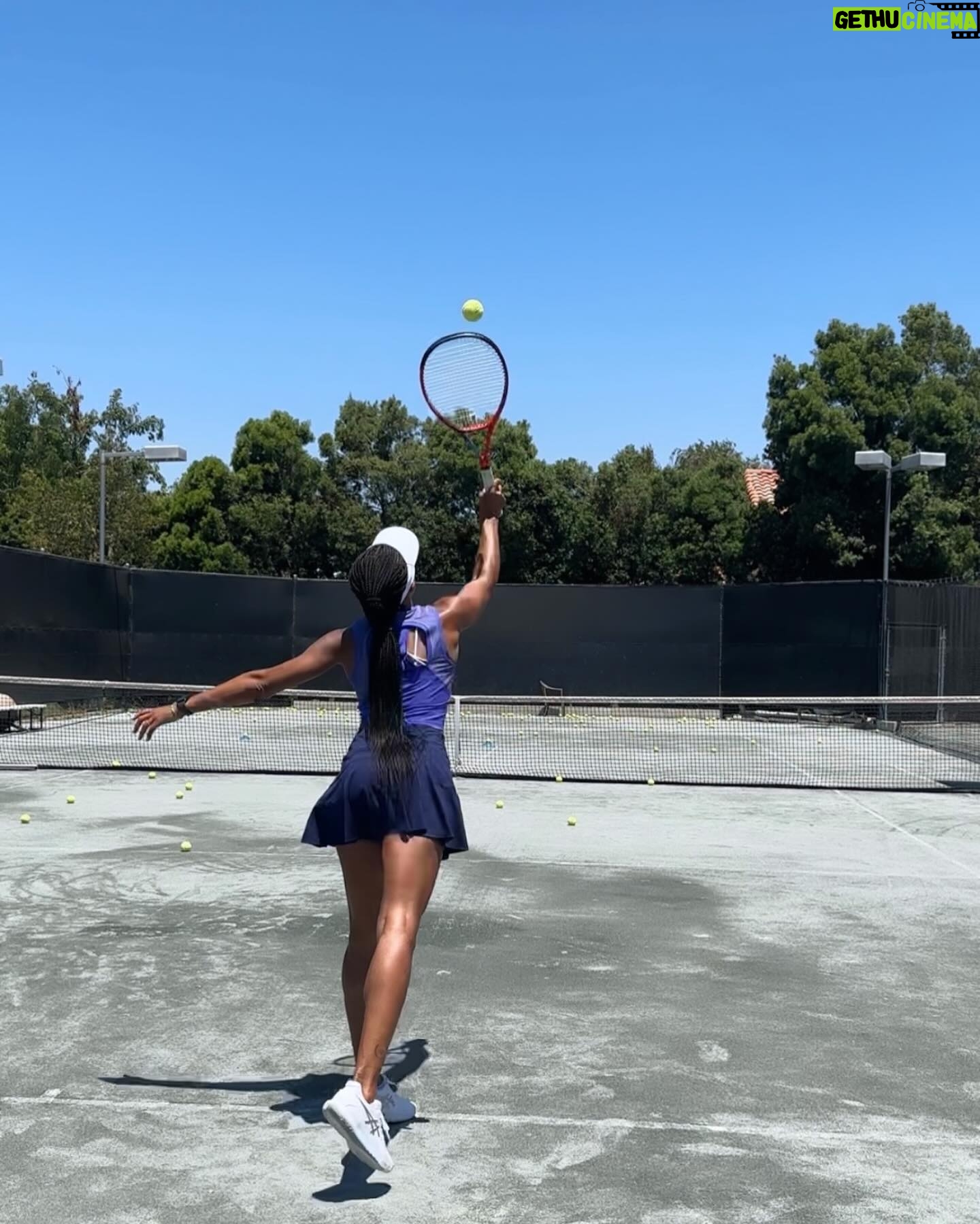 Allyson Felix Instagram - In our tennis girl era🎾