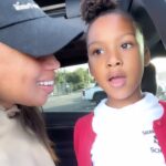 Allyson Felix Instagram - Starting our day off right! 🤗🚌