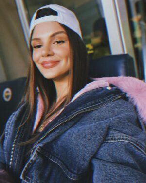 Almeda Abazi Instagram - I was just trying to be cool 🥶🤓🌸