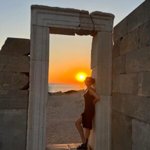 Almila Ada Instagram - Sunset lovers🌞❤️ 
#knidos