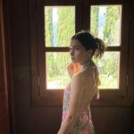 Almila Ada Instagram - Im just a girl who loves; roses, floral patterned dresses (specially if they r custom made!) blue sky w pretty clouds, oh and life!🤍✨🪬