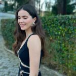 Almila Ada Instagram – 🖤✨