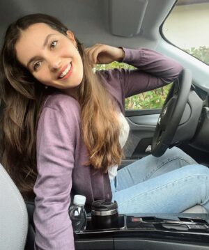 Almila Ada Instagram - 💙🫶🏼 @opelturkiye @bostanciogluotomotiv 

#işbirliği