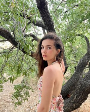 Almila Ada Instagram - 🌾sweet days of summer 

#summerbreeze