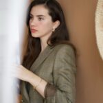 Almila Ada Instagram - 🤎🌻 @tina_mesri cekti!📸
