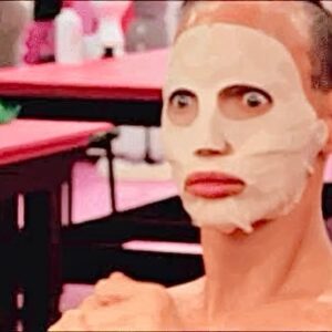 Alyssa Edwards Instagram - CHEERS To 15 FABULOUS Years Of @rupaulsdragrace 📺 👏🏻
The amount of gratitude I have for this powerful series is beyond words. Thank You All @worldofwonder for championing this magical world of Drag ✨
The Mother @rupaulofficial your driving force has been a guiding light and my steadfast inspiration, I am eternally grateful ♥️
NOW LET THE MUSIC PLAY AND CONTINUE THE CELEBRATION TO MANY MORE SEASONS 🌈
Always and Forever, 
Alyssa Edwards 
#DancingQueen #Dragrace #rpdr #CONGRATS #season5 #AllStars2