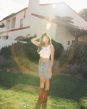 Alyssa Lynch Instagram - I <3 @ojaivalleyinn
