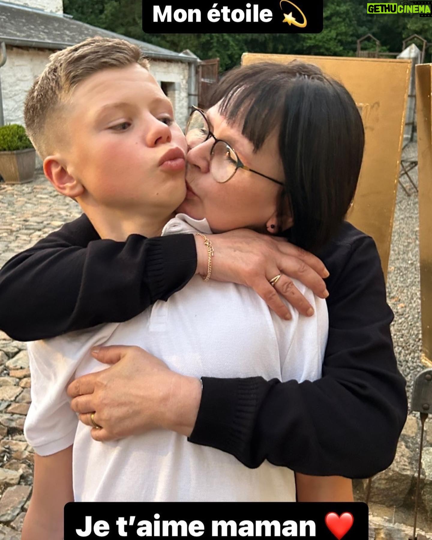 Amélie Neten - 57.4K Likes - Mon étoile 💫 Maman ❤️ 🙏 Pour un enfant, une maman est un trésor ! Repose en paix aux paradis des Reines 👸 je t’aime ❤️