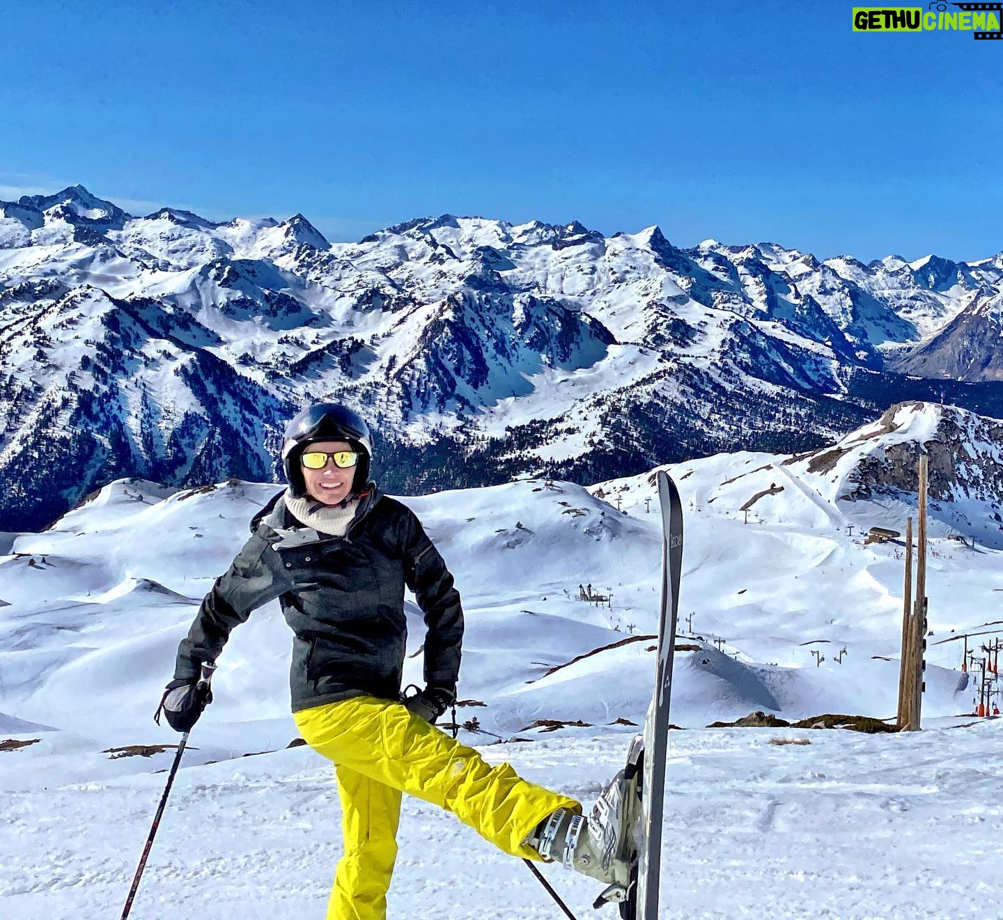 Amaia Salamanca Instagram - Algún palillero en la sala? ⛷