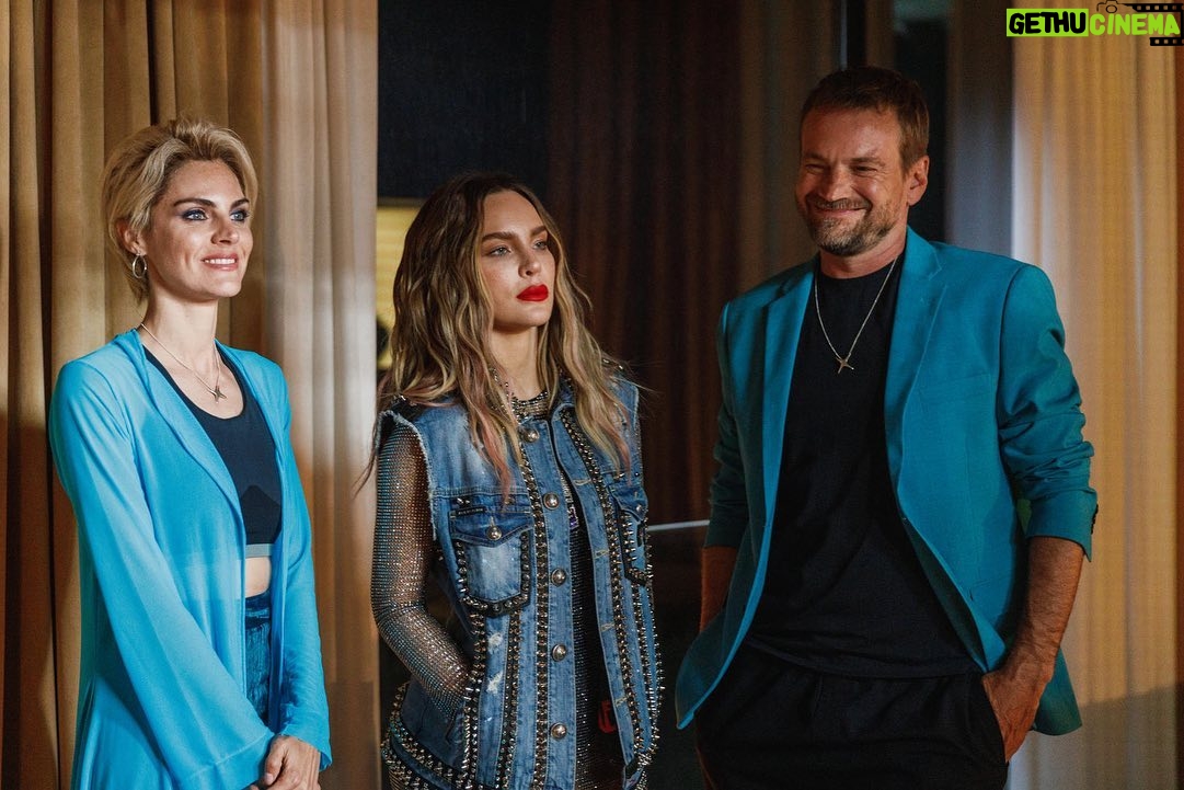 Amaia Salamanca Instagram - BIENVENIDOS A EDÉN, desde hoy en @netflixes 3, 2, 1… Buen viaje. 🦋🌀