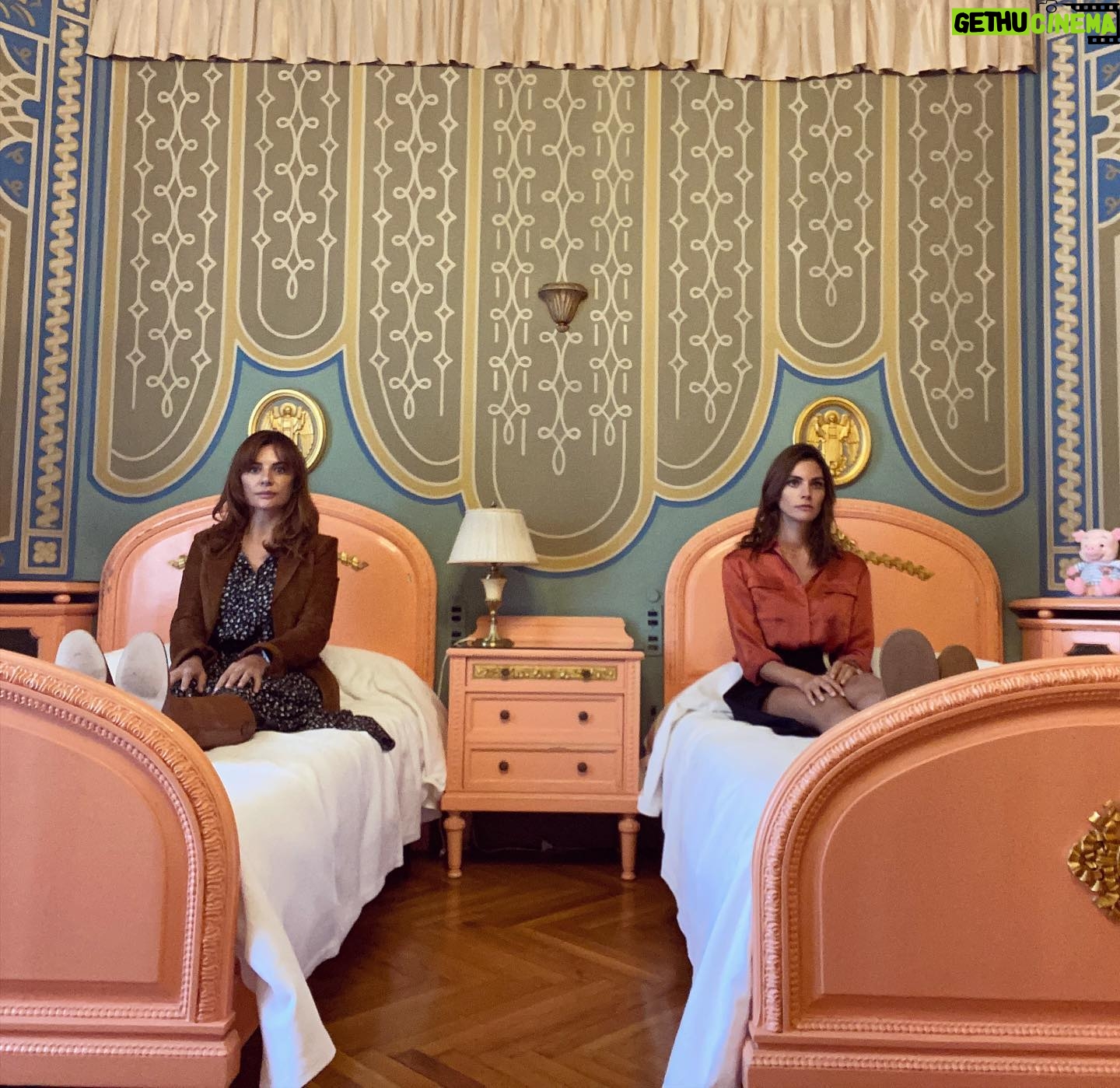 Amaia Salamanca Instagram - Buenas noches, Miren.