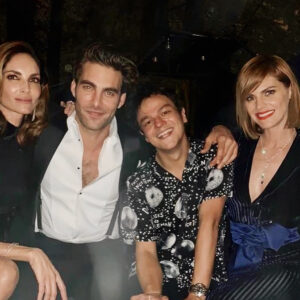 Amaia Salamanca Instagram - Gracias por hacernos vivir la experiencia más ALUCINANTE que he vivido y viviré jamás! Os deseo lo mejor... y que lo sigamos celebrando 😬!
❤️ #amazingwedding #amazinglove MC 🖤
