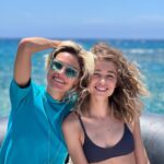 Amaia Salamanca Instagram - Todo bajo control en el paraíso 🌪️🌀🤪