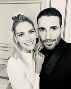 Amaia Salamanca Instagram - Cada vez que te veo, parece que no ha pasado el tiempo... @miguelangelsilvestre #miduque #siempre 💘 ~📸 @leticiadiazdelamorena