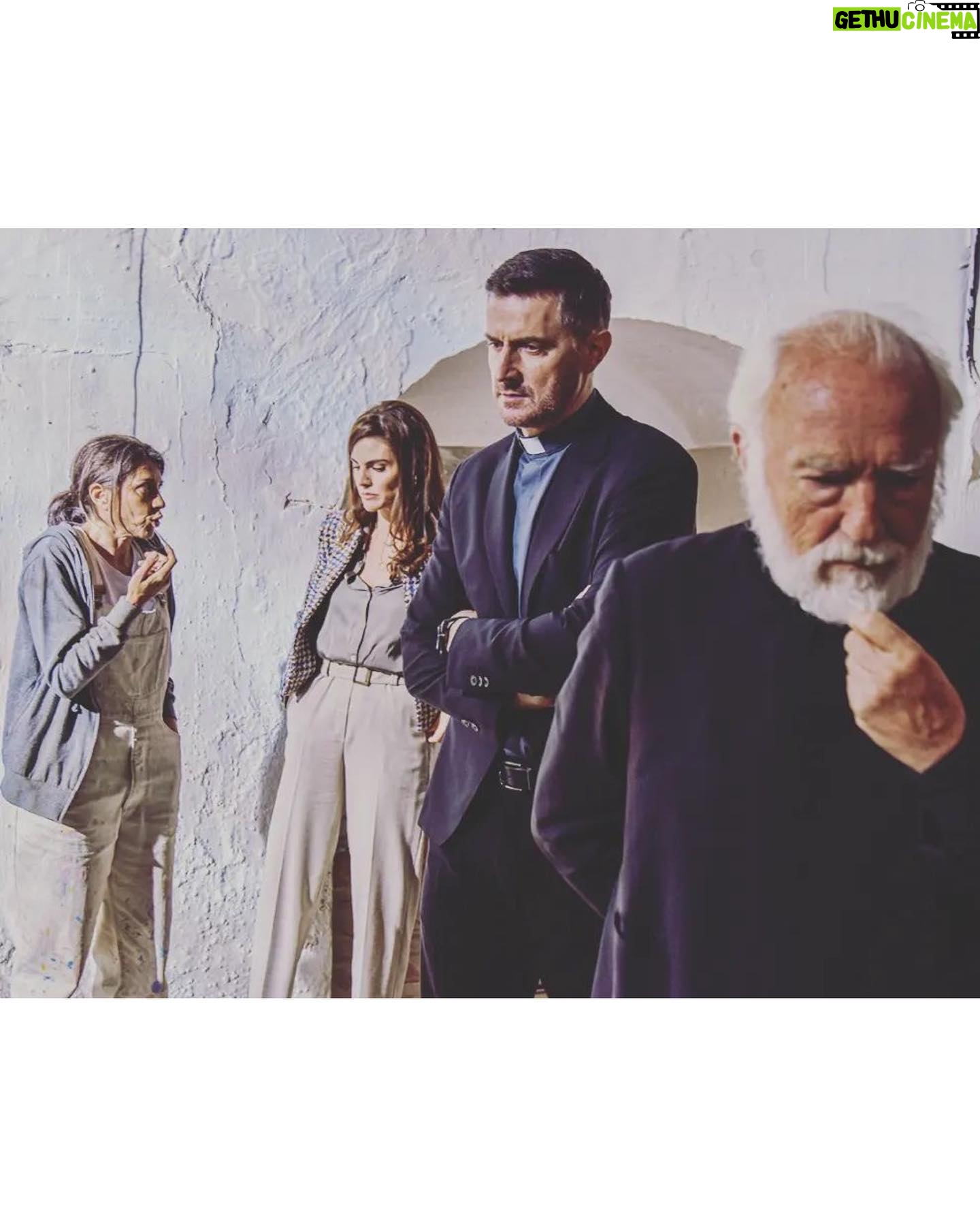 Amaia Salamanca Instagram - ¡No os lo penséis más! Id al cine a ver #lapieldeltambor Macarena Bruner…os espera 🎞🎬 #SergioDow @richardcarmitage @rodolfo_sancho @aliciaborrachero @perezreverte ~ @enriquecerezopc @rtve @primevideo @fypmedia 📸 @marianruizphoto