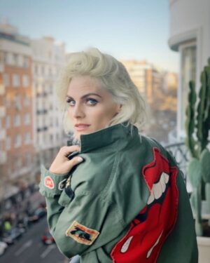 Amaia Salamanca Instagram - 🤘🏻#blondie