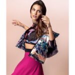 Amaia Salamanca Instagram - ¿Habéis visto ya el reportaje de @xmagoficial 🧡?