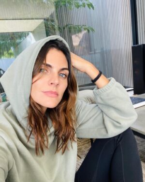 Amaia Salamanca Instagram - Cómo te lo cuento!! Y no cambio ni una coma! #cómotequedas