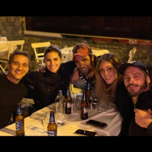 Amaia Salamanca Instagram - Viajazo a Estambul! Afortunada de haber tenido tan maravillosos compañeros y equipo! 🤗❤️
#porlospelos

(IMPORTANTE❗️Mascarillas exclusivamente quitadas para rodar o para fotos con gente de nuestra ‘burbuja de equipo’)