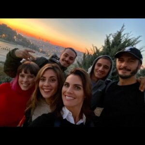 Amaia Salamanca Instagram - Viajazo a Estambul! Afortunada de haber tenido tan maravillosos compañeros y equipo! 🤗❤️
#porlospelos

(IMPORTANTE❗️Mascarillas exclusivamente quitadas para rodar o para fotos con gente de nuestra ‘burbuja de equipo’)